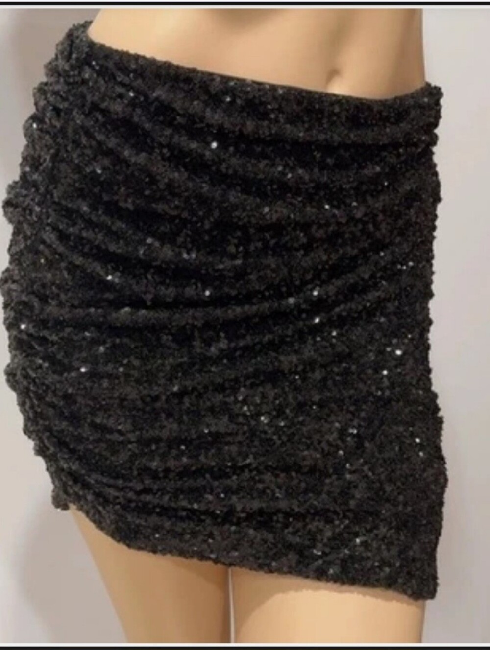 Express Women’s Black Sequin Ruched Asymmetrical Mini Skirt Size 6 NWT
